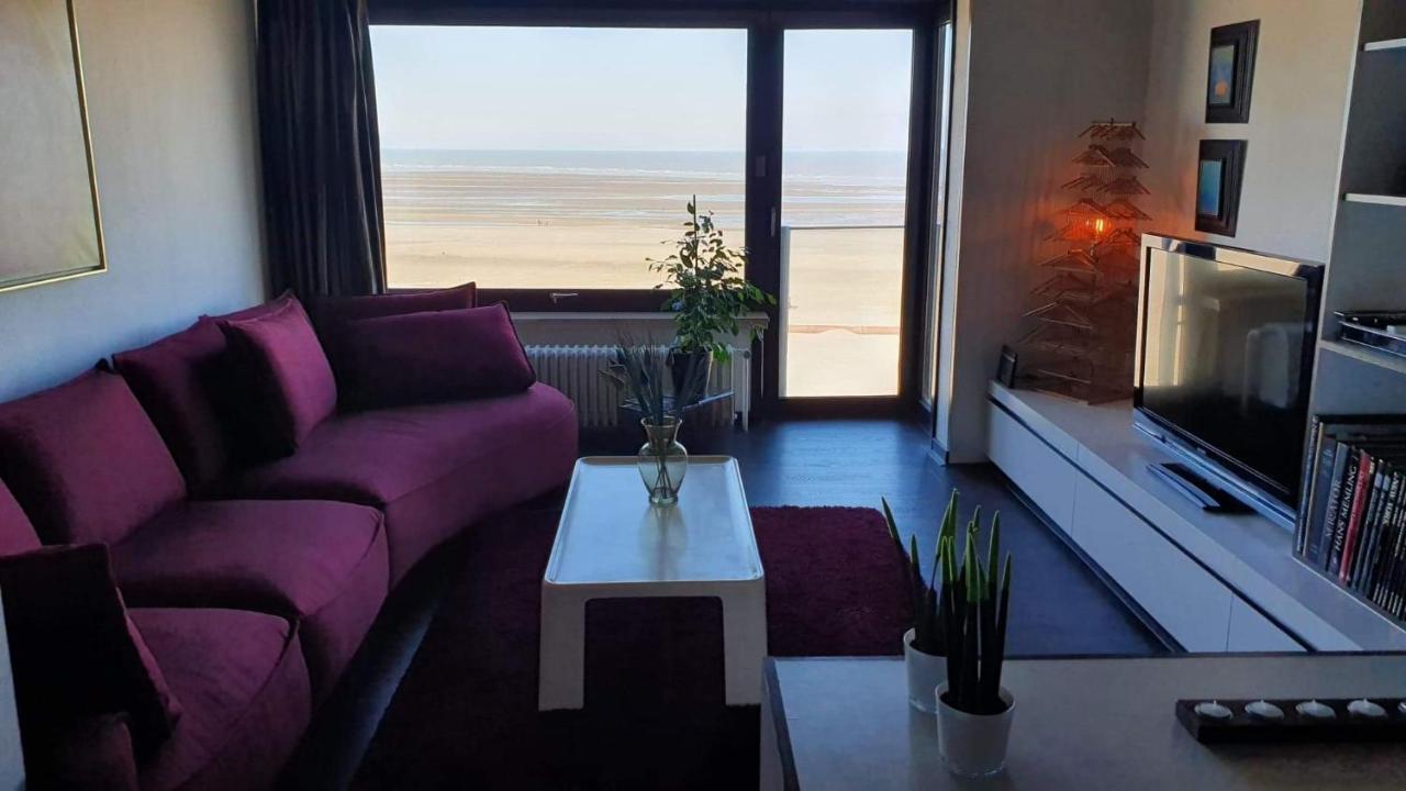 Modern appartement met frontaal zeezicht en privé parking Knokke-Heist Buitenkant foto