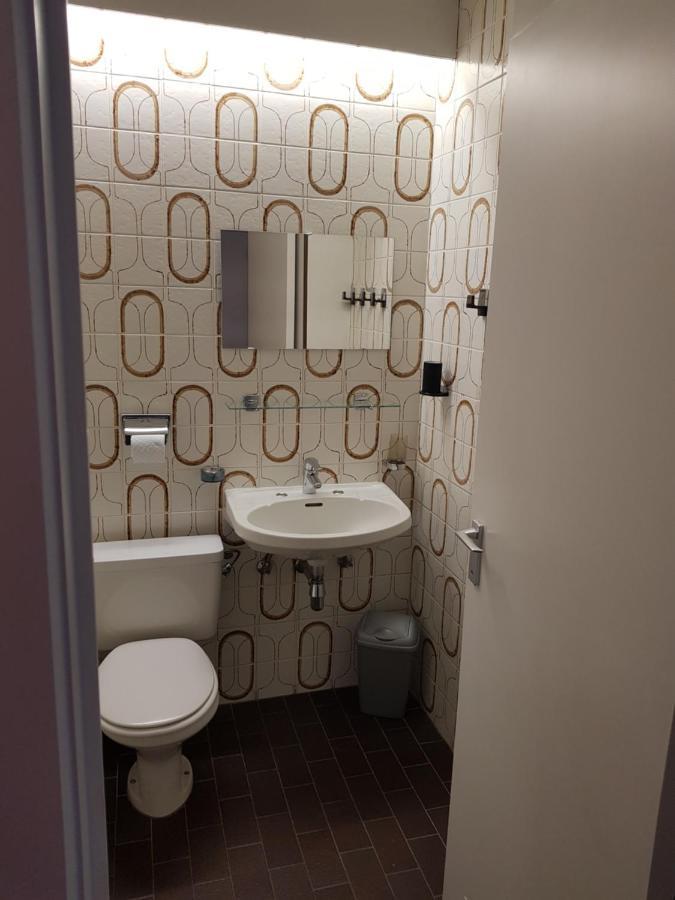 Modern appartement met frontaal zeezicht en privé parking Knokke-Heist Buitenkant foto