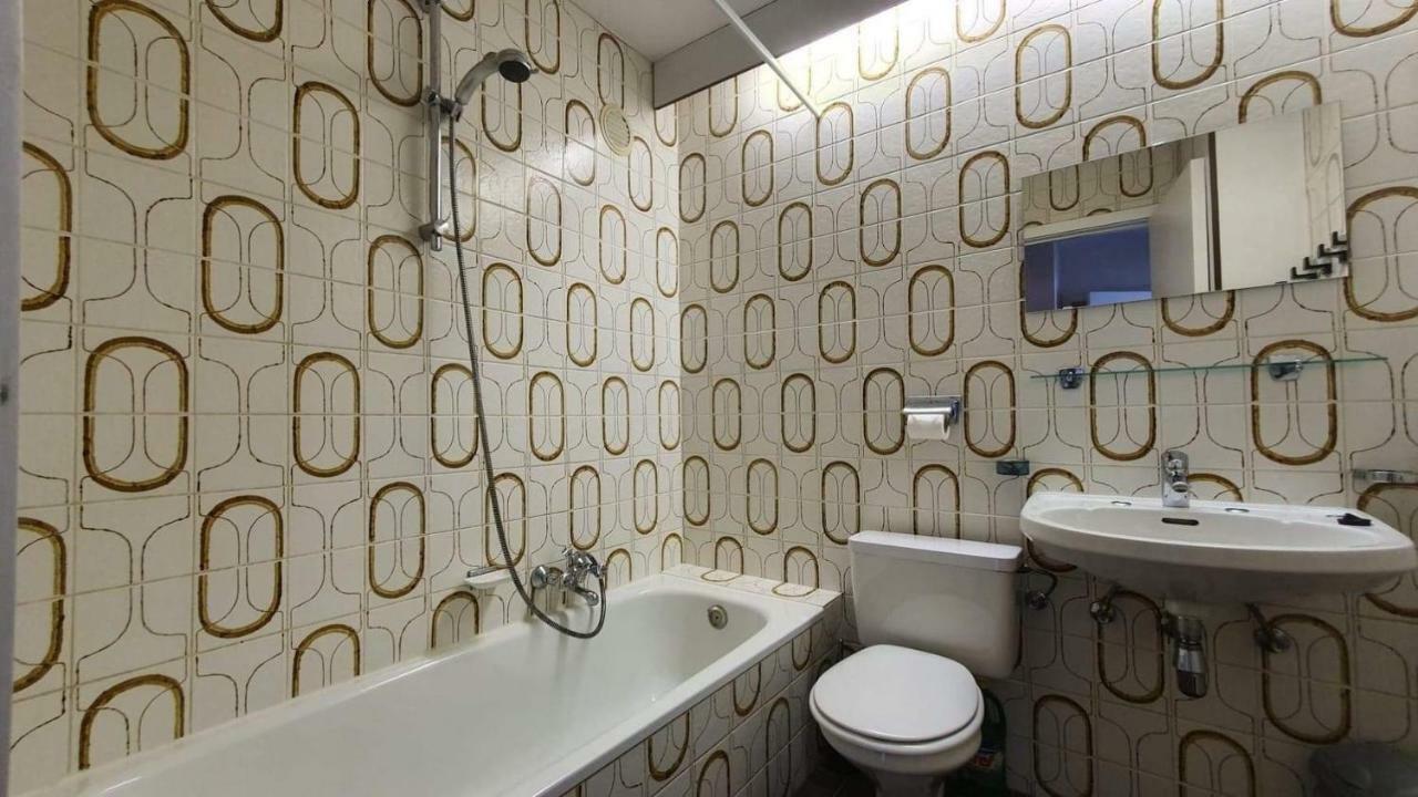 Modern appartement met frontaal zeezicht en privé parking Knokke-Heist Buitenkant foto